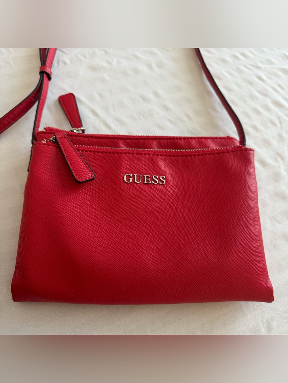 GUESS Red Crossbody Bag with Logo Accent